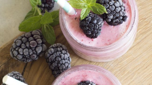 berries blackberries close up cocktail